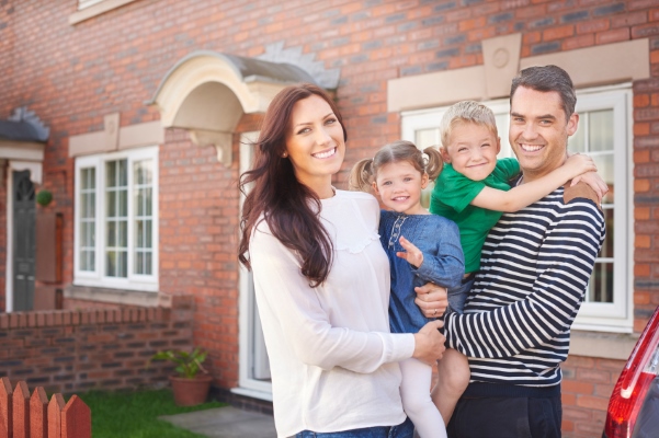 Key Market Factors to Consider When Buying a Home